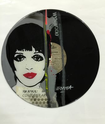 Discos de vinilo pintados en acrílico con acabado en resina / DISPONIBLE