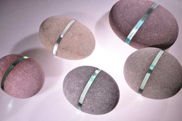 Lothar Göbel, Stein-Glas-Stein. Skulptur, Staatspreis, abstrakt, Glaskunst