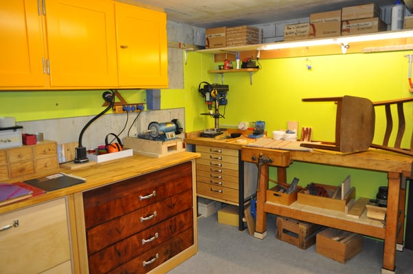 Material und Werkzeuge in Schubladen