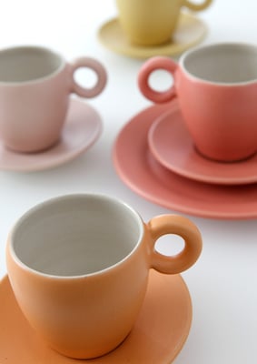 Espressogedeck    Höhe: 6,3cm/18,-€      Unterteller: 10,3cm/10,-€