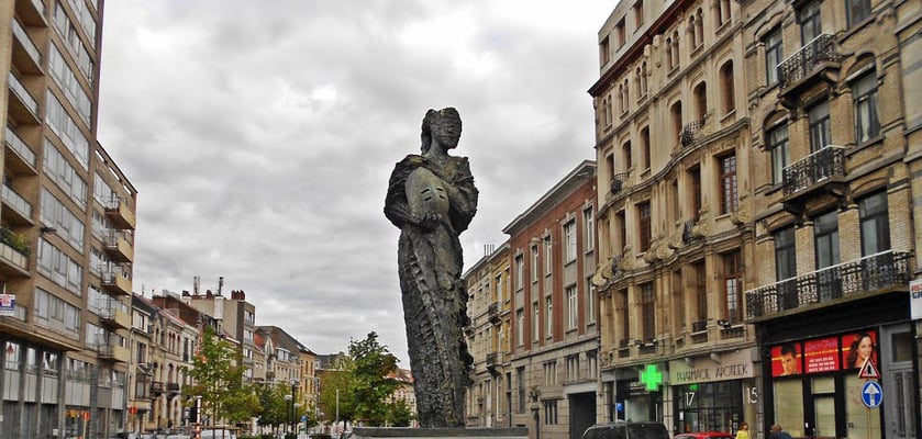 Vue in situ de Judith, Place Albert I, Bruxelles