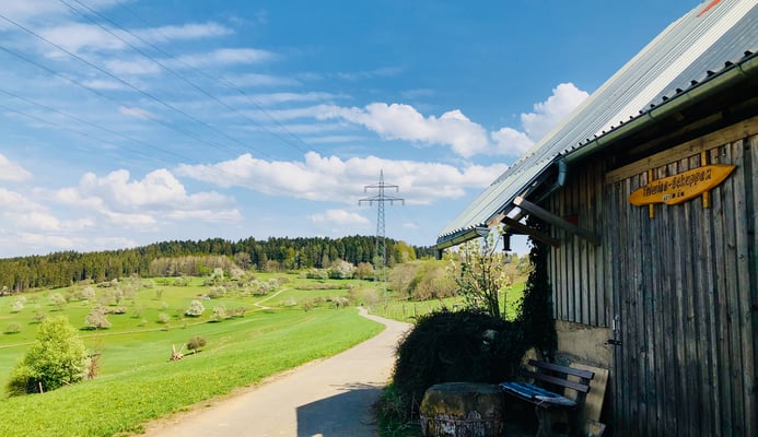 Talwieshütte mit Höhenangabe 663 m