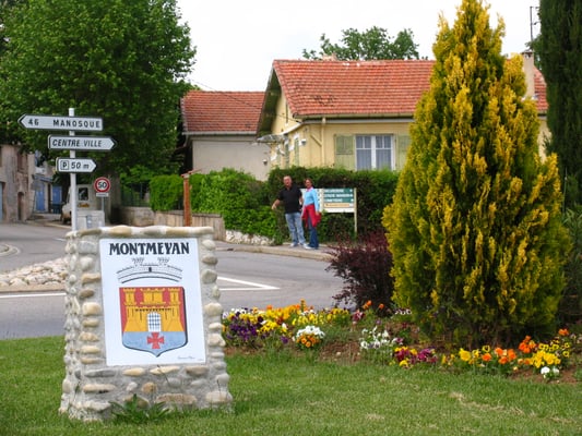 Kleiner Spaziergang ins Dorf