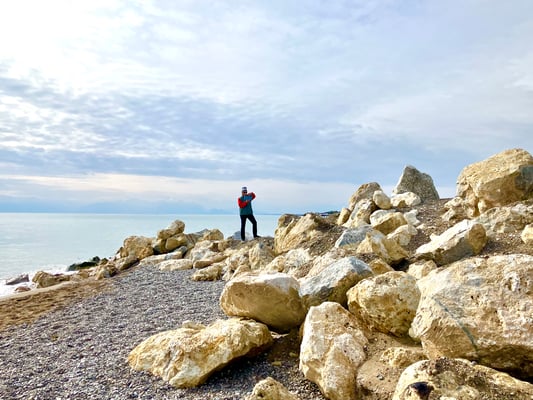 Strandspaziergang mit Kamera