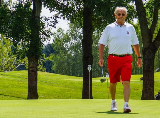 Johannes weiß jetzt, wie die Grüns laufen...