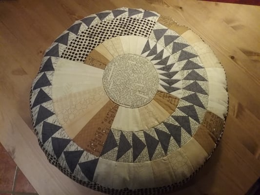 Kissen aus "New Beauties & Flying Geese" von Carl Hentsch - Bernhild Schröder 2017