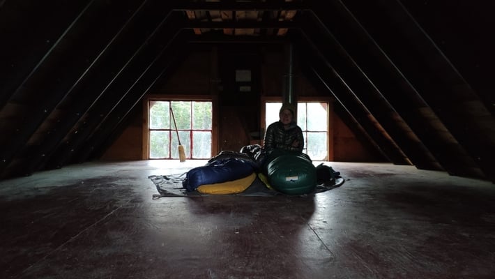 Schlafplatz im ersten Stock