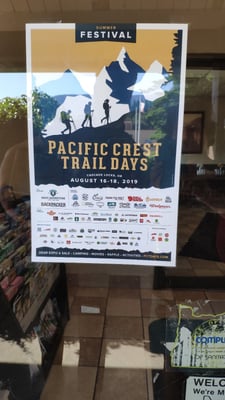 In Cascade Locks: Ankündigung eines großen PCT-Hiker-Treffen im August