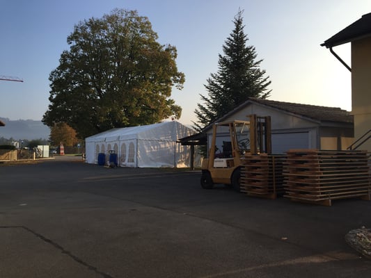 Standplatz für Festzelt Standort Uetendorf