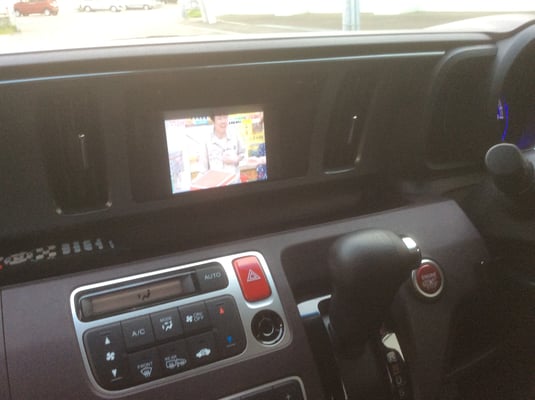 ＴＶチューナー取り付け　純正モニター　www.e-arts.net/