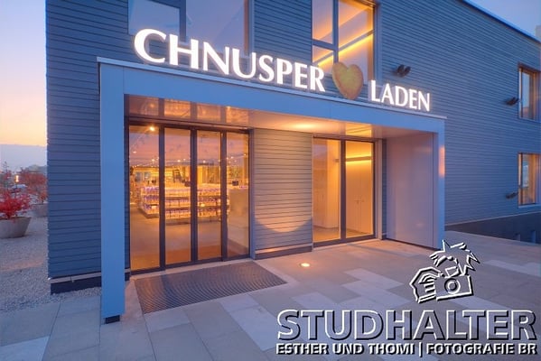 Neuer Fabrikladen "Chnuschper Laden" der HUG AG in Malters/LU 2011