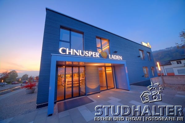 Neuer Fabrikladen "Chnuschper Laden" der HUG AG in Malters/LU 2011