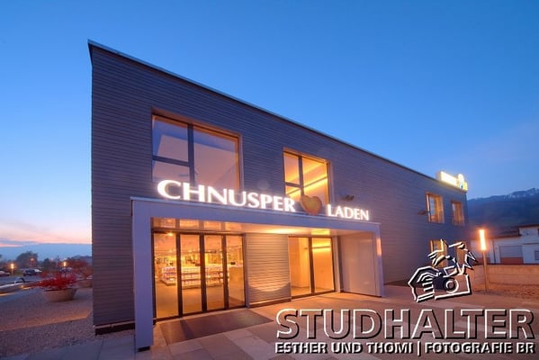 Neuer Fabrikladen "Chnuschper Laden" der HUG AG in Malters/LU 2011