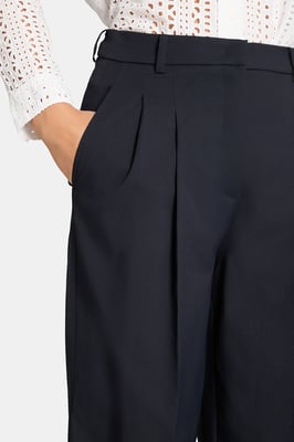 Emilie 6102_0434-07_498