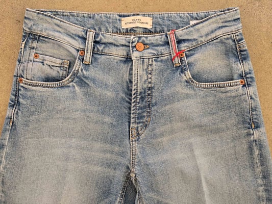 Felina cropped 9132012701-S6-5323_front detail