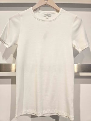 E26-22-02-1 Off White