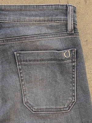 Tess 9221009615-S6-5192_back pocket detail