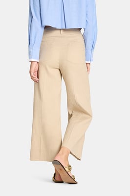 Cara 8003_0415-00_762