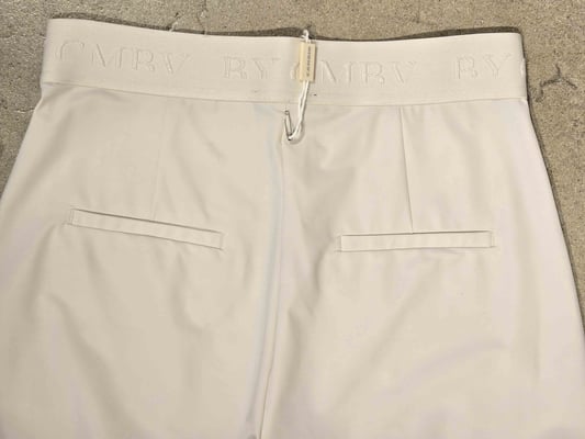 Elena utility 6320W048101-S6-012_back pockets