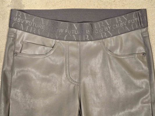 Felice 6301039401-W5-650-front detail