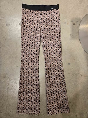 Flower 6481025829-S6-853