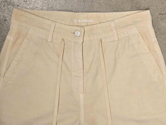 Adrienne 7608041405-S6-111_back pockets