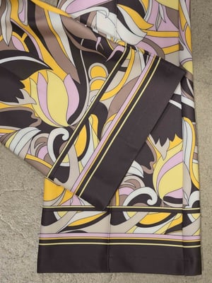 Francoise cropped 6482038700-S6-893_bottom hem