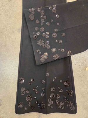 Francoise cropped 6231038709-W5-099-sparkles