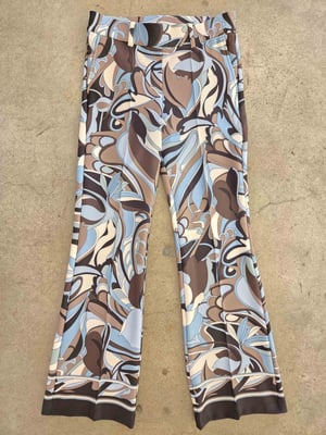 Francoise cropped 6482038700-S6-887