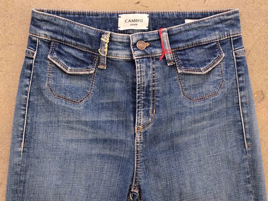 Fabienne pocket 9129009501-S6-5159_front pockets