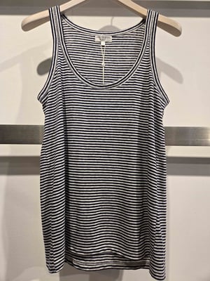 E26-21-01-1 Blanc Navy