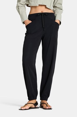 June 6320N_0474-01_099