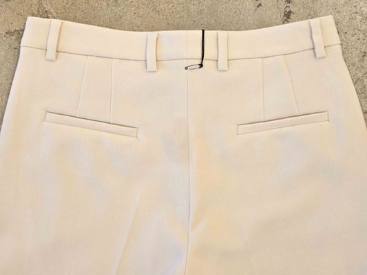 Krystal 6316030028-W5-038-back pockets