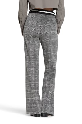 Ava 6450_0222-18_871