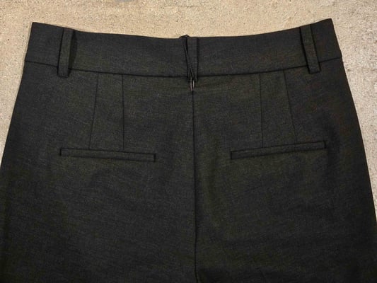 Grace 6336035900-W5-097-back pockets