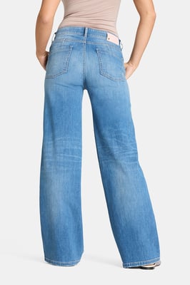 Alek 9150_0118-02_5261