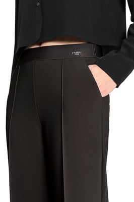 Cameron 6052_0221-13_781 