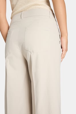 Cara 6102_0415-02_033