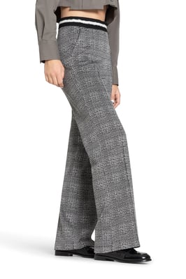 Ava 6450_0222-18_871