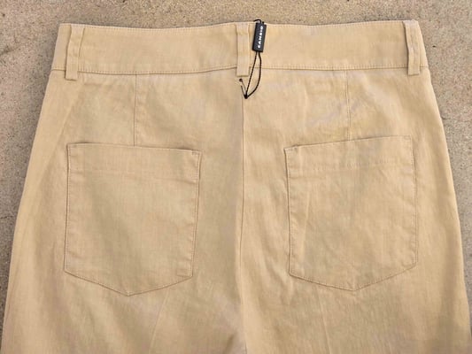 Cara 8003041500-S6-762_back pockets