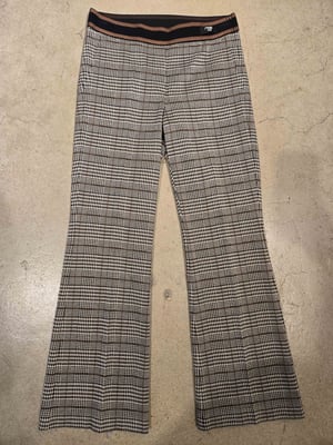 Francoise cropped 6445038707-W5-873