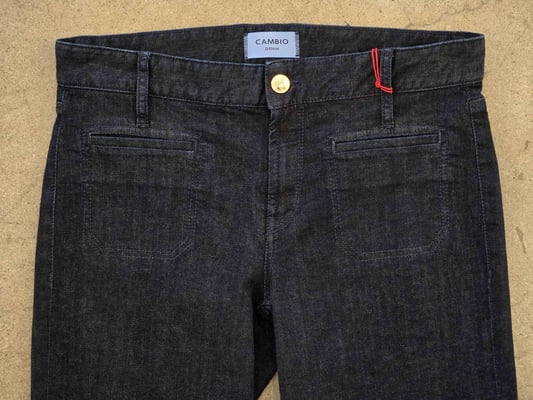 Tess 9157009615-S6-5006_front pockets