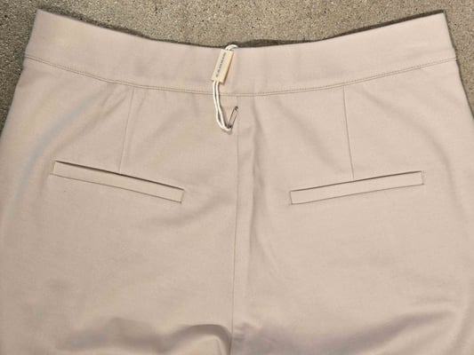 Ava 6248022216-S6-029_back pockets