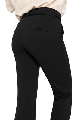 Francoise cropped 6642_0387-08_099