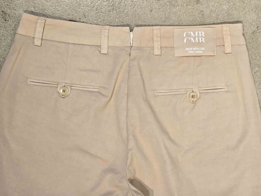 Kiana 7666047902-S6-742_back pockets