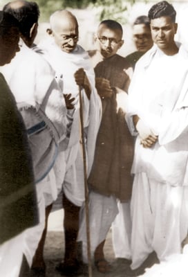 Prabhudas Gandhi (center) accompanies Mahatma Gandhi on his visit to Shantiniketan, February 18, 1940.