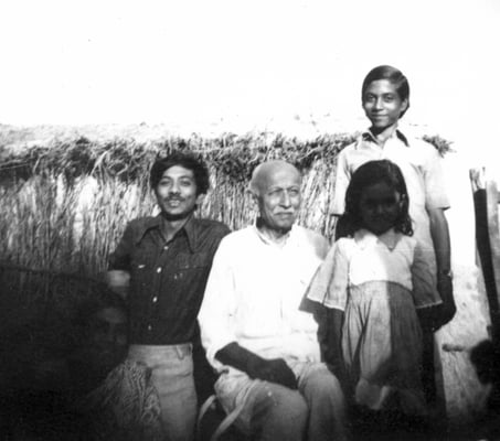 Prabhudas Gandhi with his grandsons Yogesh (left) and Sudhanshu (top right), 1974.