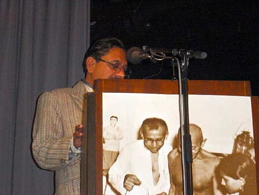 Mr. Yogesh Goda delivering his speech "My Grandfather's Life With Mahatma Gandhi In South Africa".