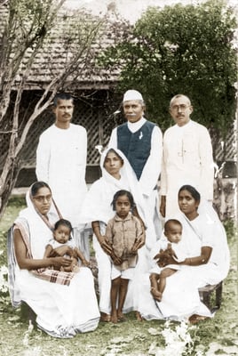 Chhaganlal Gandhi and his wife Kashi (centre); Prabhudas Gandhi and his wife Amba (right); Krishnadas Gandhi and his wife Manogna (left), c. 1940.