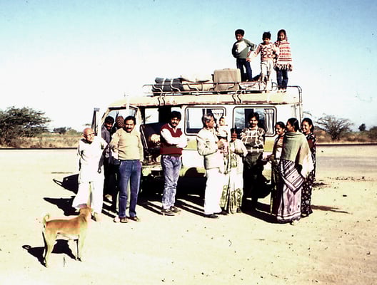 Prabhudas Gandhi and family during an excursion through Saurashtra, Gujarat, 1988.